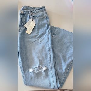 Forever 21 mid rise bootcut jeans 34